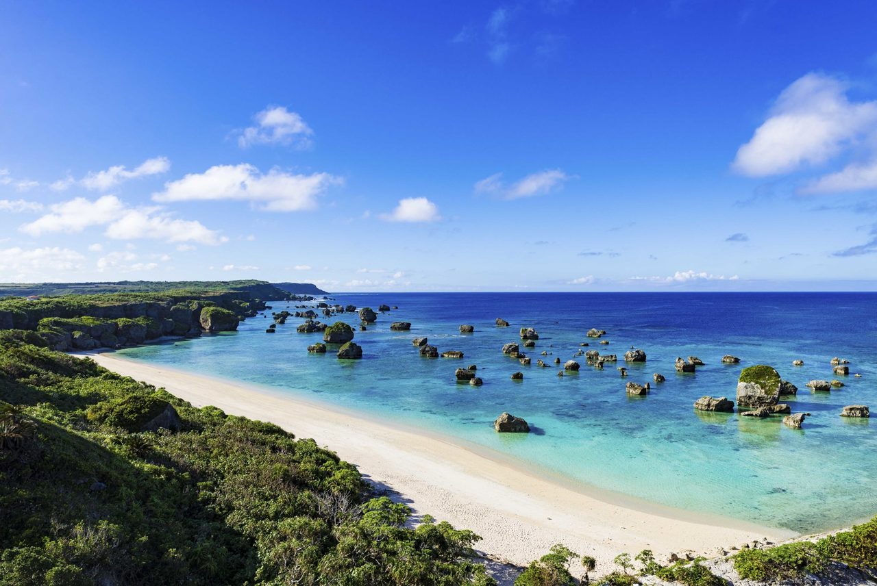Týždeň na ostrove Okinawa, 1. časť